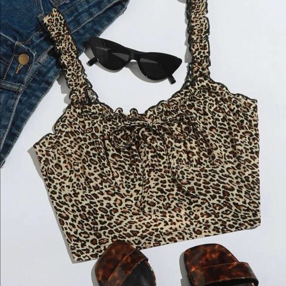 Leopard cheetah crop top - Picture 2 of 8